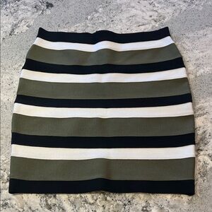 Bebe Black White Green Pencil Skirt Size S